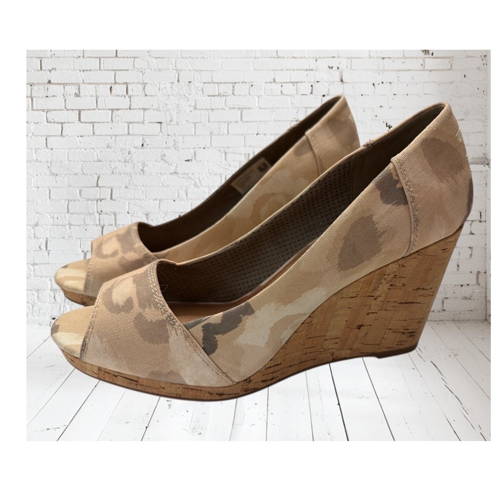 Toms Beige Camouflage Cork Wedge Peep-Toe Heels